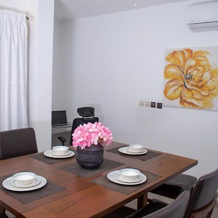 Luxury Suites Chester One Dakar Luaran gambar