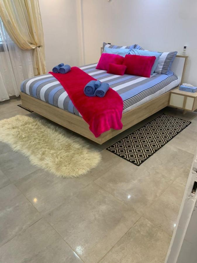 Luxury Suites Chester One Dakar Luaran gambar