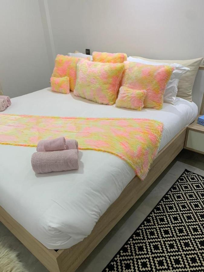 Luxury Suites Chester One Dakar Luaran gambar