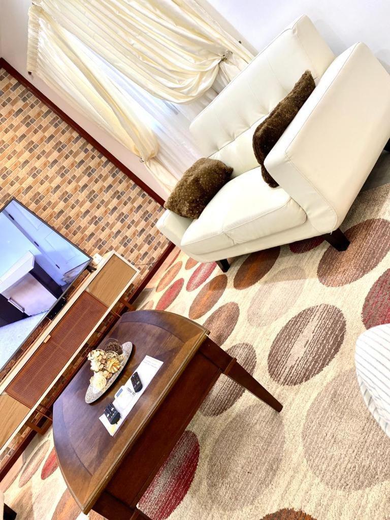 Luxury Suites Chester One Dakar Luaran gambar